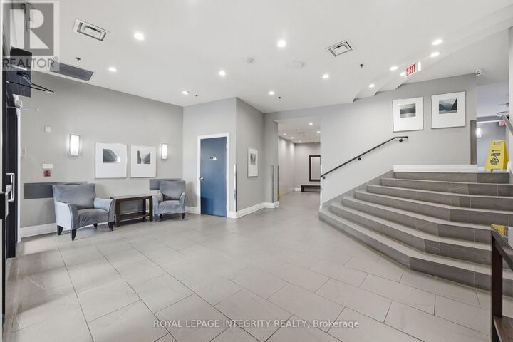 Property Photo: 420 Berkley Avenue 802 ON K2A 4H5