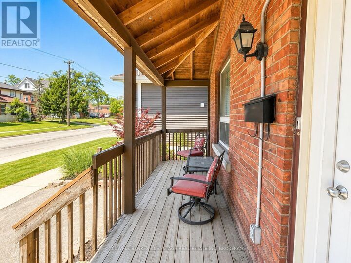 Property Photo: 64 Pine Street North ON L2V 2N9
