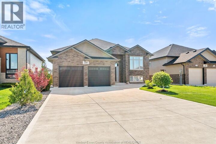 Property Photo:  208 Clarke  ON N9V 0G6 