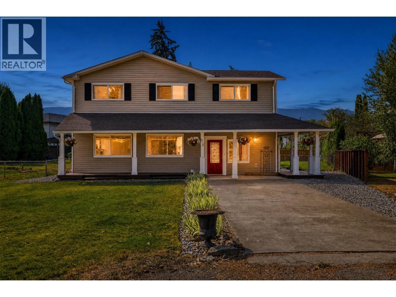 Property Photo: 654 Armour Crescent BC V1W 1A5