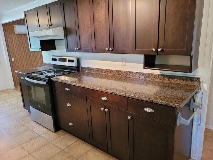 Property Photo:  31313 Livingstone Avenue 1  BC V2S 3M7 