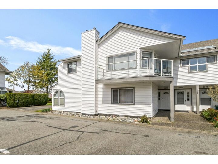 Property Photo:  21937 48 Avenue 1008  BC V2Y 3J6 
