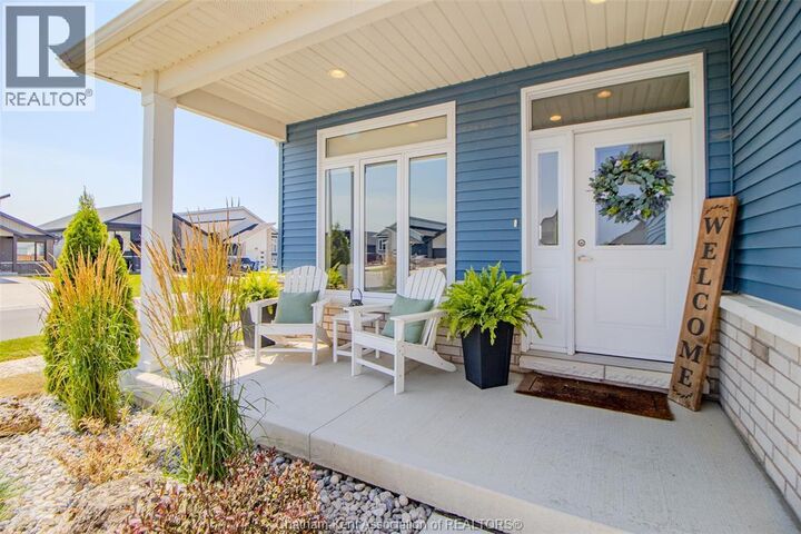 Property Photo:  124 Grassland Grove  ON N7M 0T2 