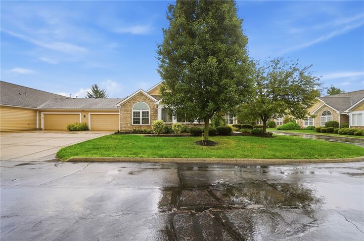 Property Photo:  2690 Prestwick Village Circle  OH 45503 