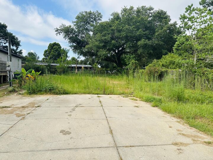 Property Photo:  335 Albritt Avenue  FL 32506 