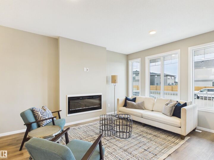 Property Photo:  1098 McLeod Avenue  AB T7X 4G8 