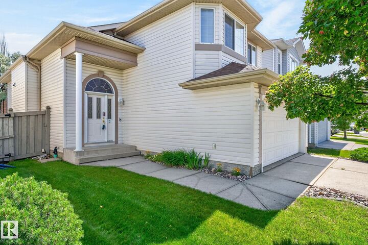 Property Photo: 3211 McPhadden Place SW AB T6W 1L1