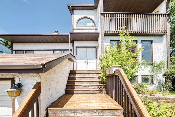 Property Photo:  4208 Ramsay Road NW  AB T6H 5R2 