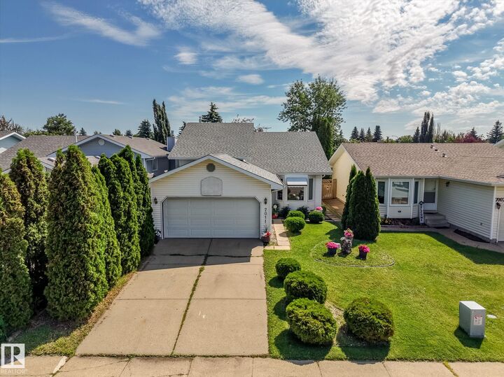 Property Photo:  7011 190 Street NW  AB T5T 5E6 