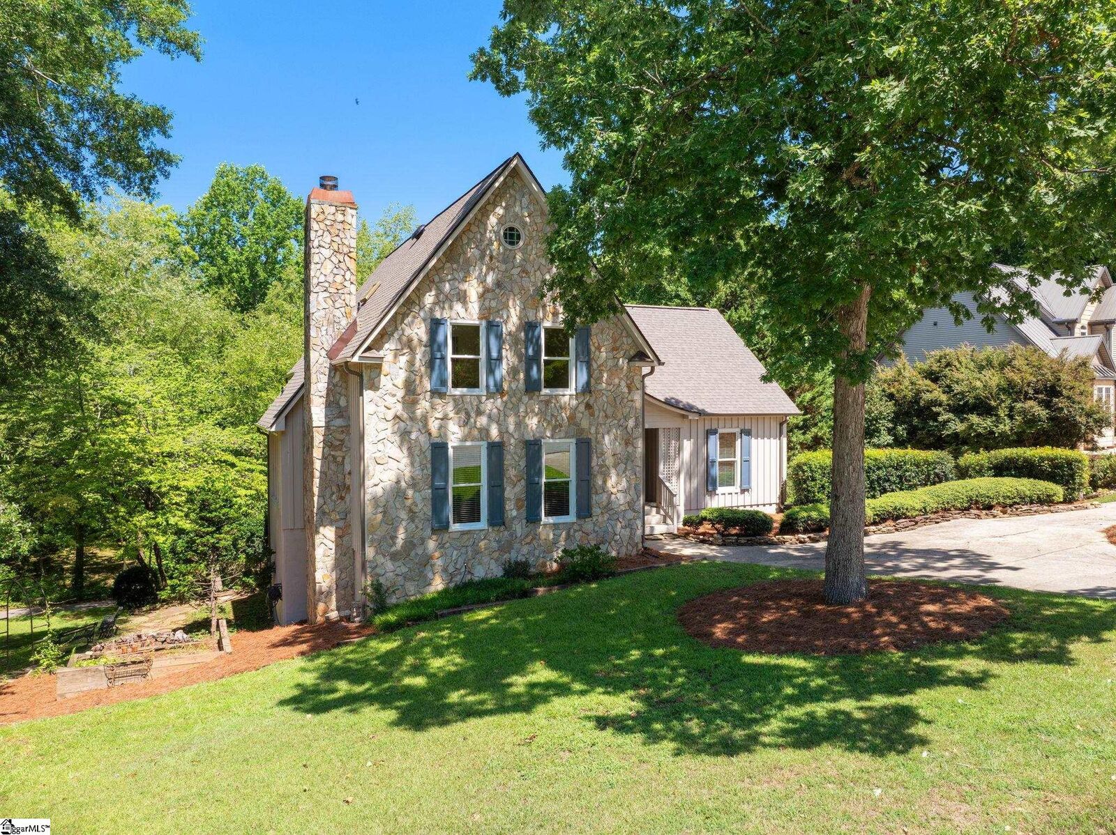 Property Photo:  302 Golf View Lane  SC 29609 
