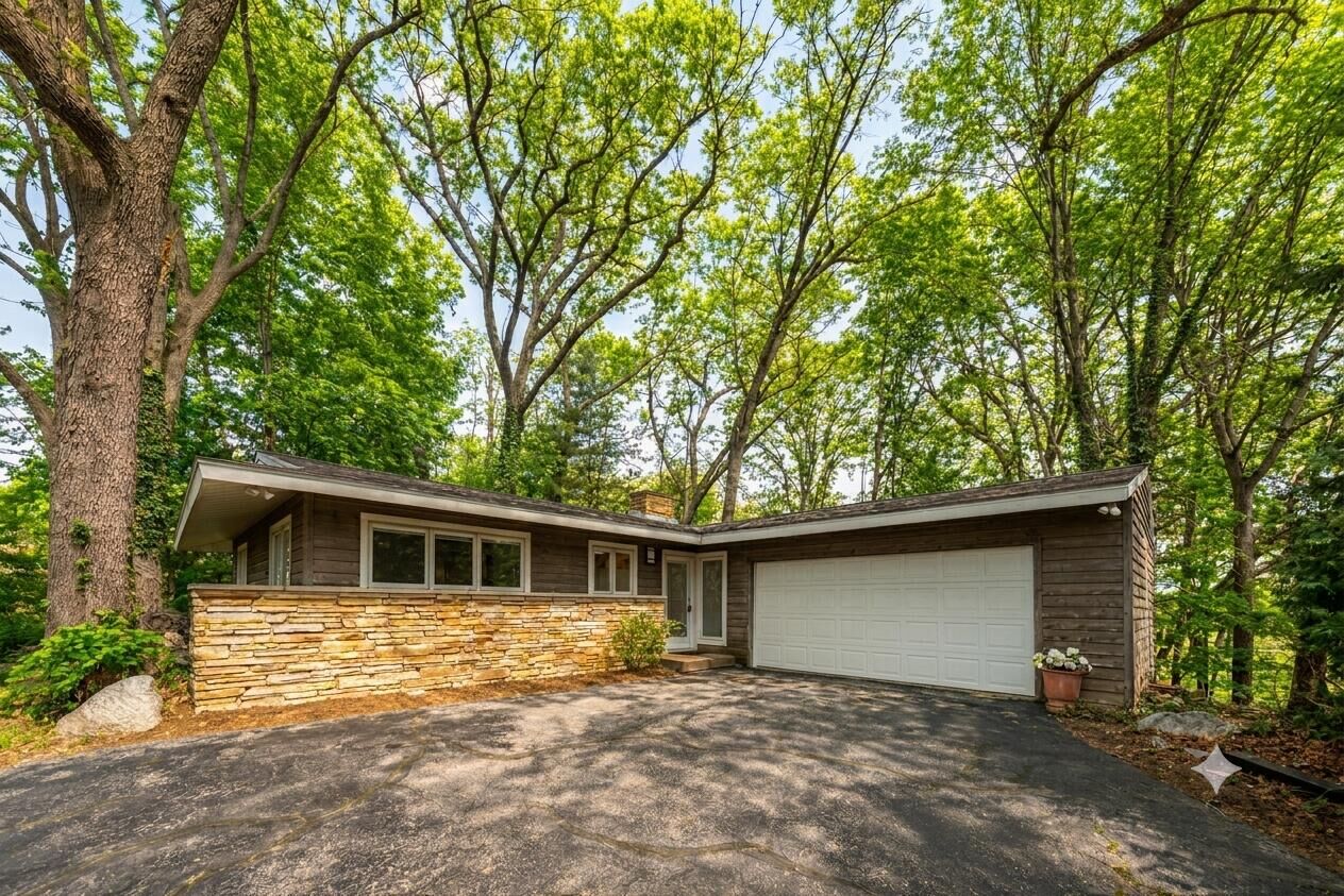 Property Photo: 2752 Floral Trail IN 46360