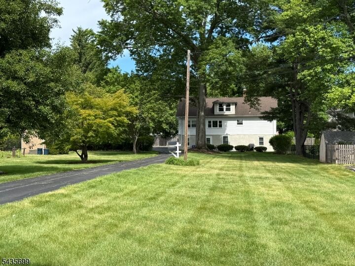 Property Photo: 72 Central Ave 2B NJ 07940