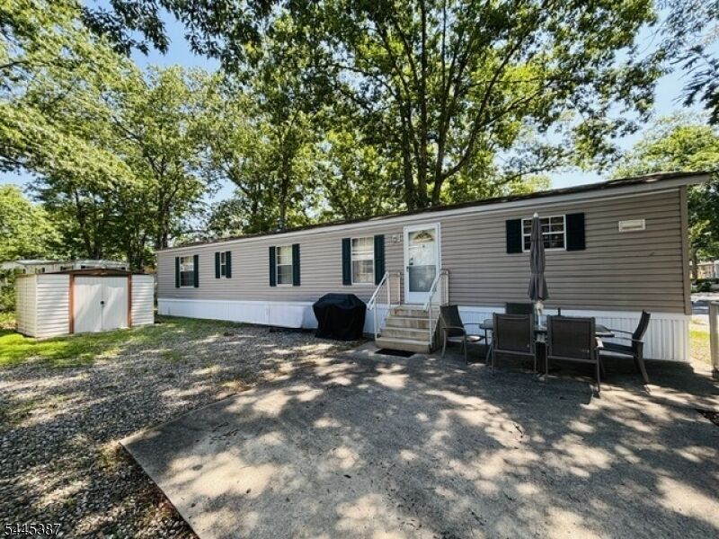 Property Photo:  35 Roberts Road  NJ 08755 