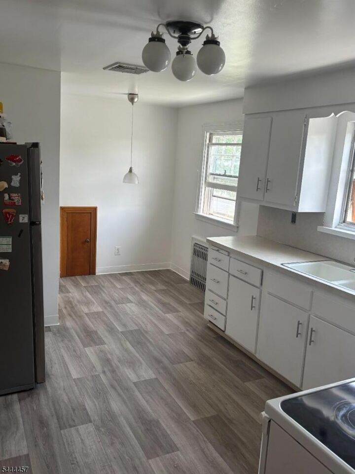 Property Photo:  95 Alfred St  NJ 07013 