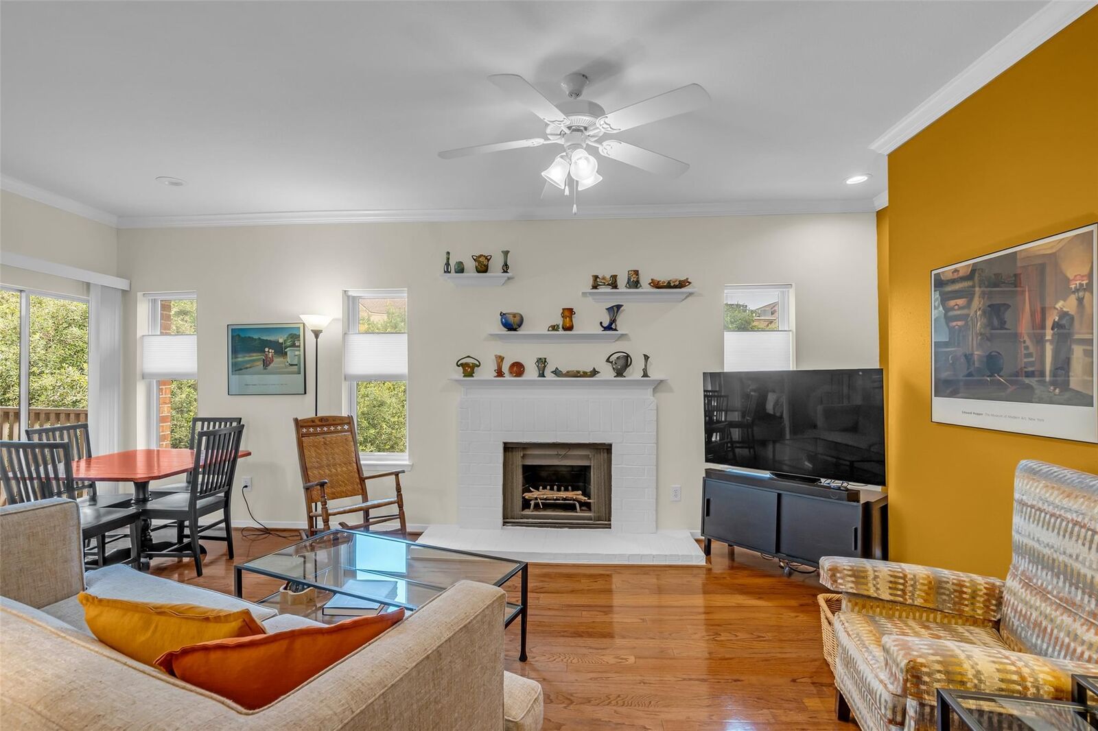 Property Photo: 4041 Drake Street 212 TX 77005