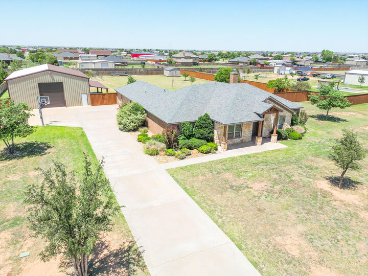 Property Photo:  3106 County Road 7560  TX 79423 