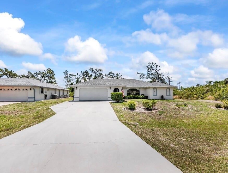 Property Photo:  6170 David Boulevard  FL 33981 