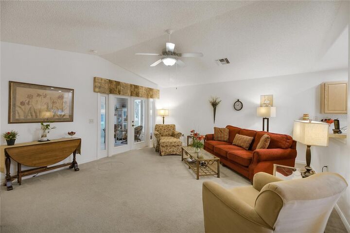 Property Photo:  909 Eagles Landing  FL 34748 