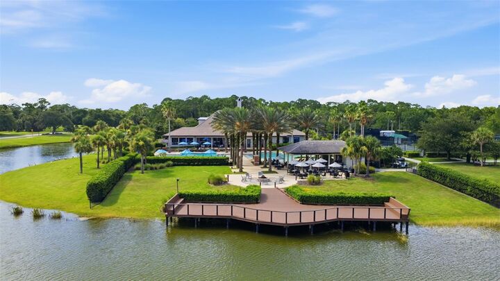Property Photo: 38 Treetop Circle FL 32174