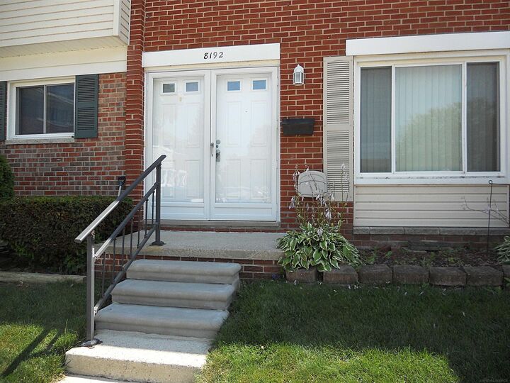 Property Photo:  8192 Farnum Avenue  MI 48093 