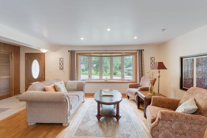 Property Photo: 4109 W Hemlock St WI 53209