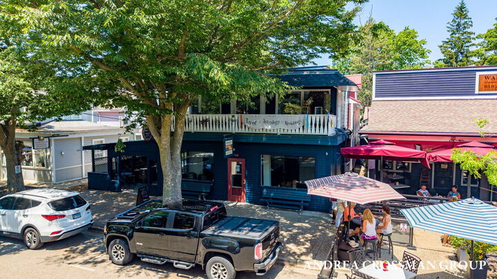 Property Photo: 118 Hoffman Street MI 49453
