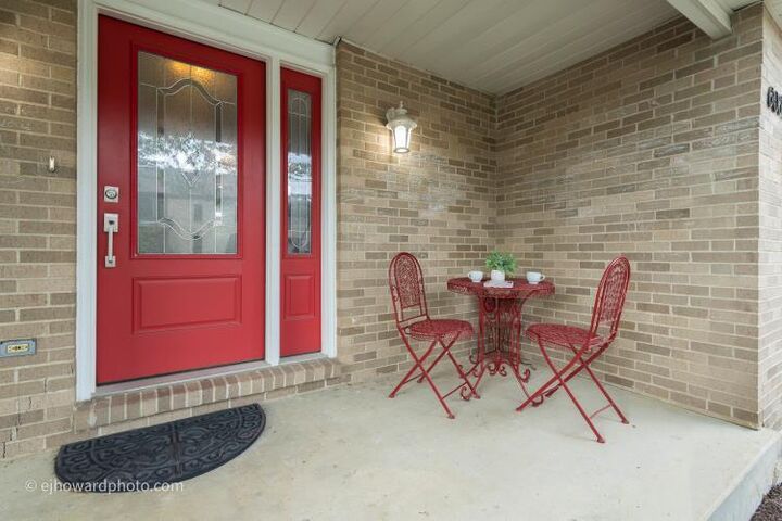 Property Photo: 6068 Miller Lane IL 60532