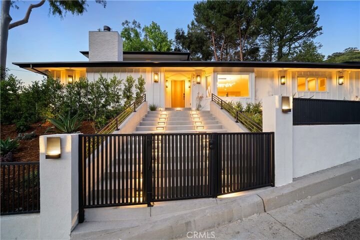 Property Photo: 3240 Longridge Avenue CA 91423