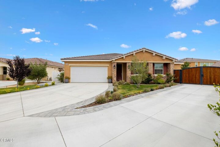 Property Photo:  2123 Helconia Court  CA 93551 