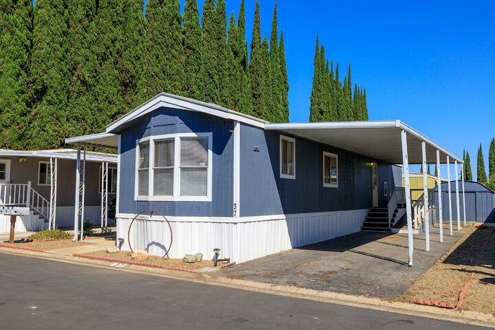 Property Photo: 250 E Las Palmas Avenue 37 CA 95363