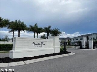 Property Photo:  13081 Pembroke Drive  FL 34105 