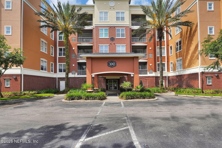 Property Photo: 4480 Deerwood Lake Parkway 141 FL 32216