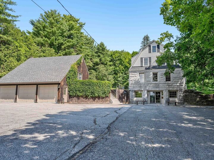 Property Photo:  3 Richardson Road  VT 05641 