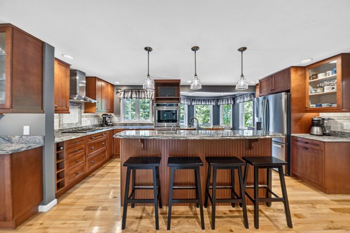 Property Photo:  23 Merrymeeting Drive  NH 03054 