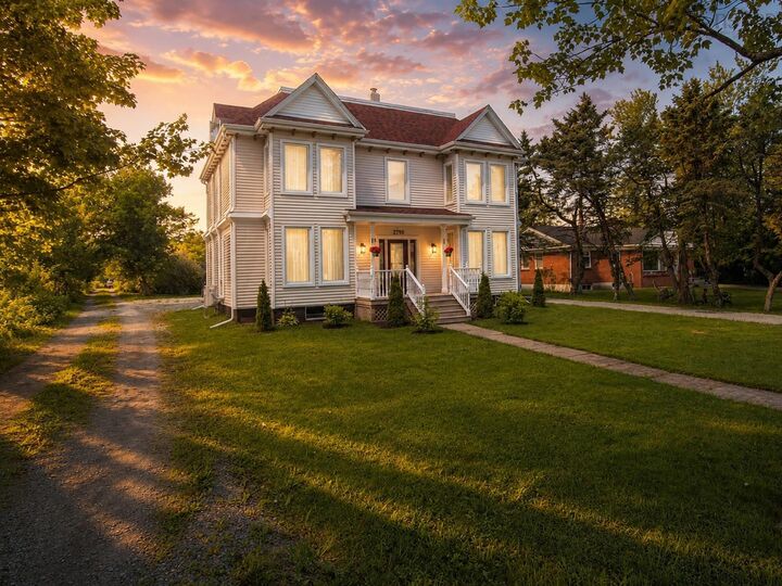 Property Photo: 2790 Highway 2 NS B0N 1H0
