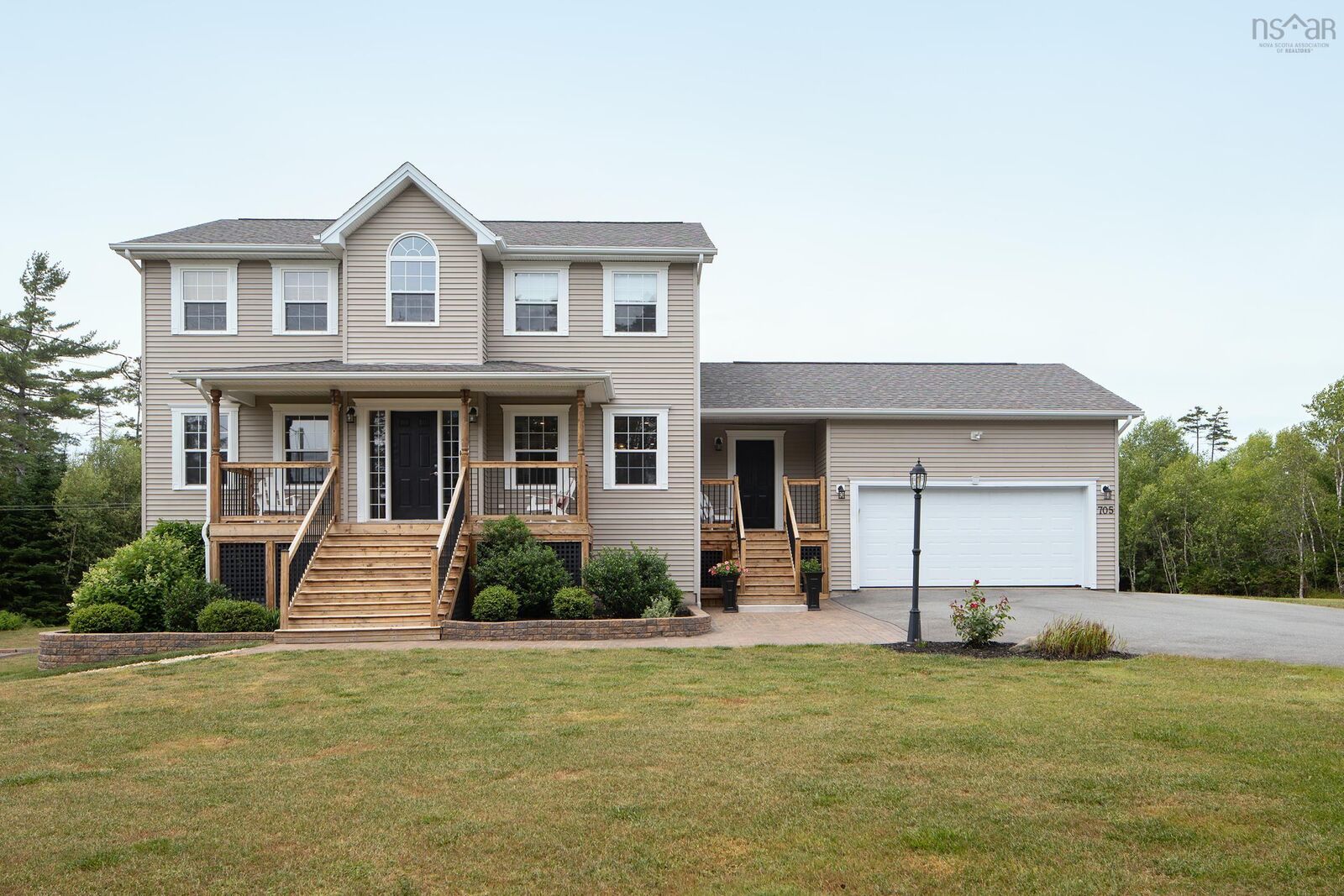 Property Photo: 705 Rosemary Drive NS B4E 3N9