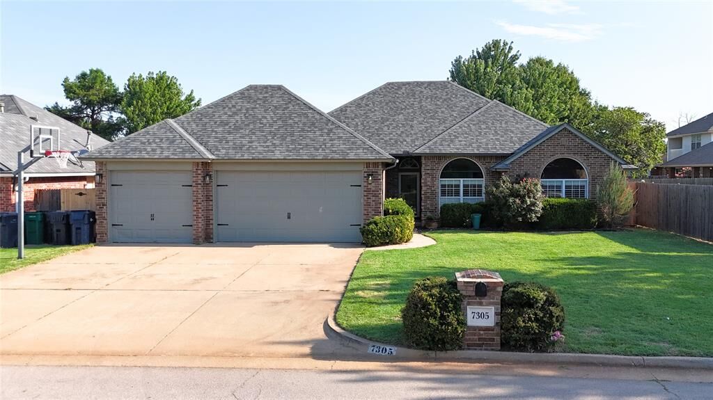 Property Photo:  7305 NW 129th Street  OK 73142 
