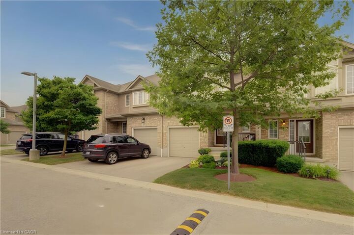 Property Photo:  555 Chablis Drive 12  ON N2T 0A5 
