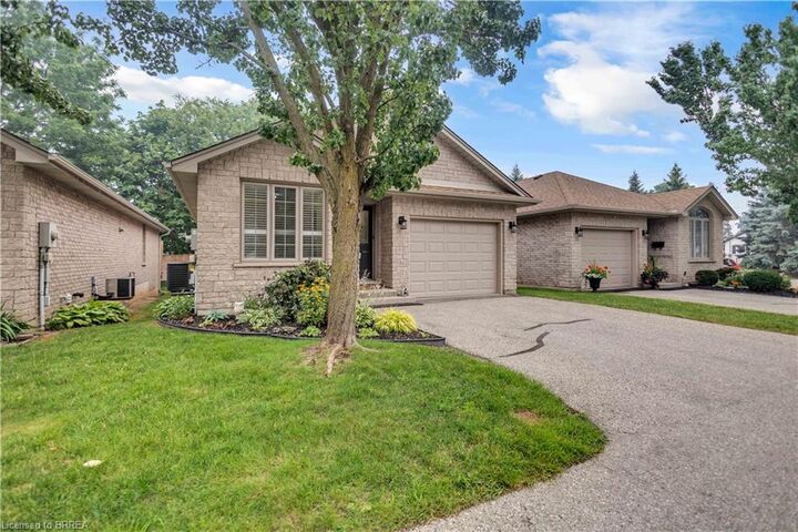 Property Photo:  73 Morton Avenue 10  ON N3R 2N7 