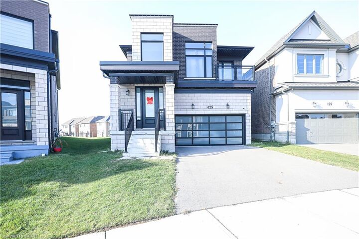 Property Photo: 125 Silverwood Crescent ON N4T 0M5