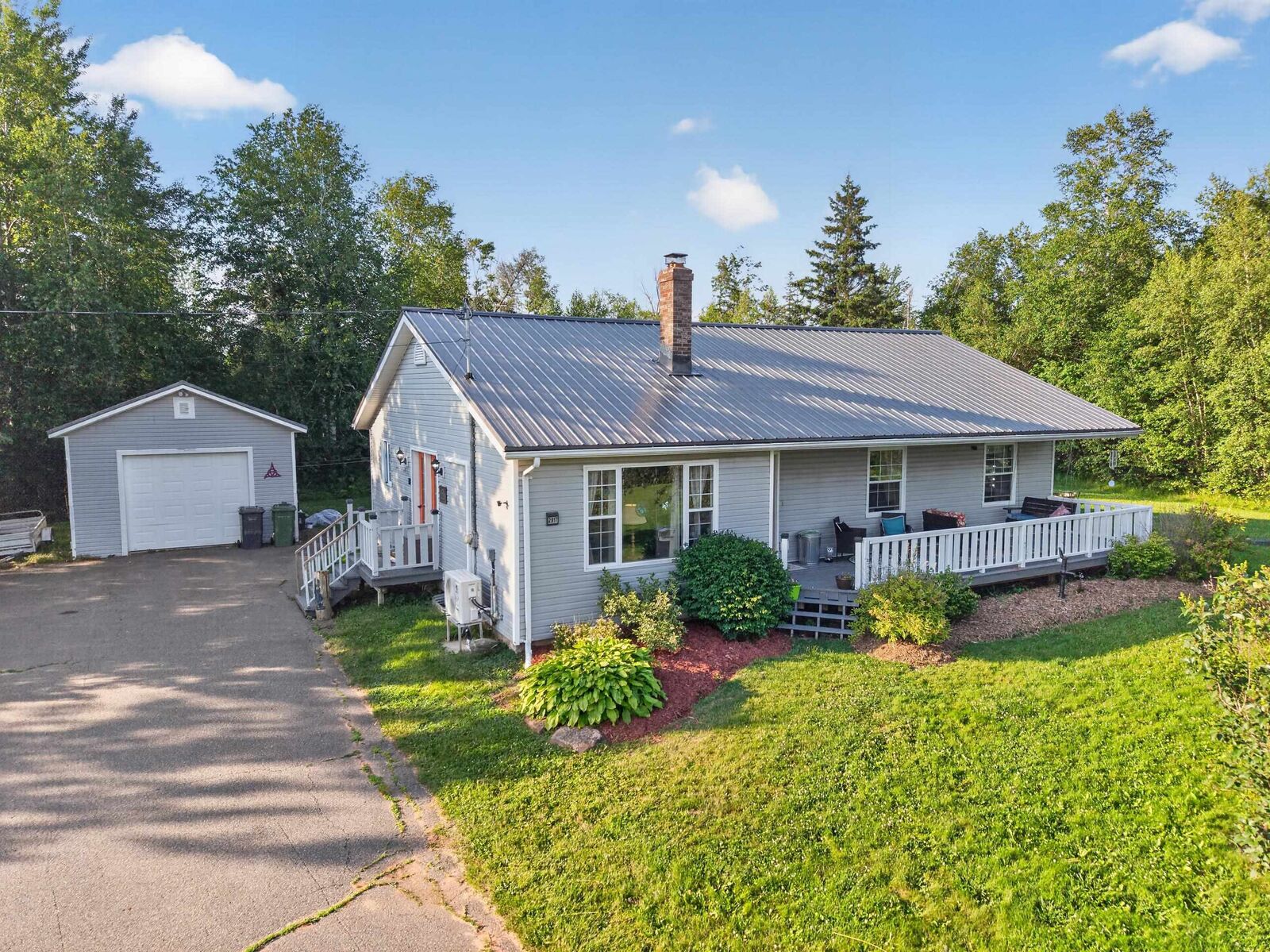 Property Photo: 2917 Fort Augustus Road PE C1B 1P9