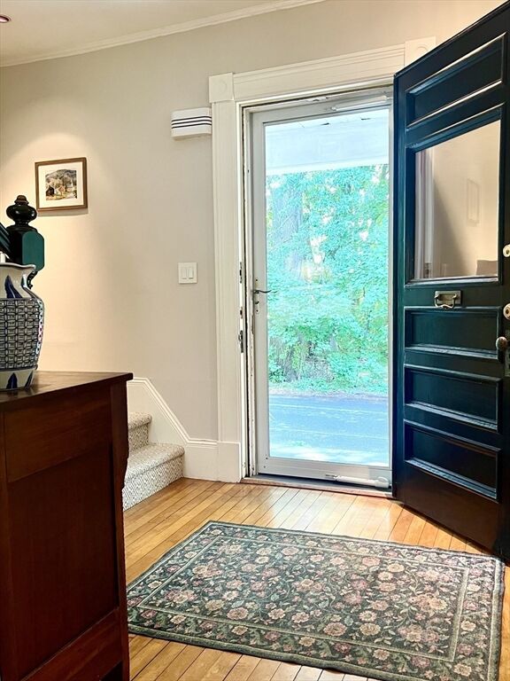 Property Photo:  33 Gaylord Street  MA 01002 
