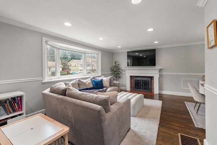 Property Photo: 150 Woodbine Circle MA 02494