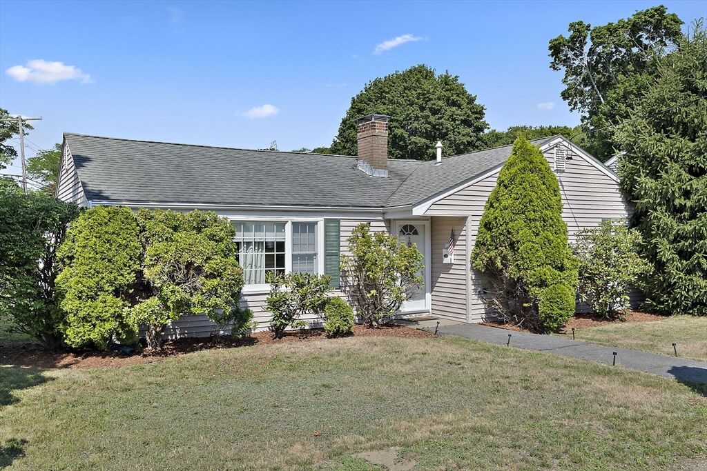 Property Photo: 6 Bell Rd MA 02188