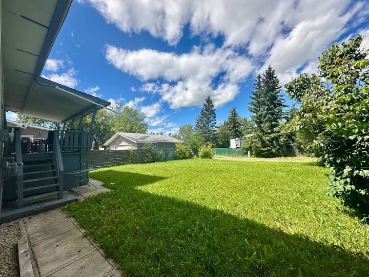 Property Photo: 9934 Prairie AB T8V 3S1