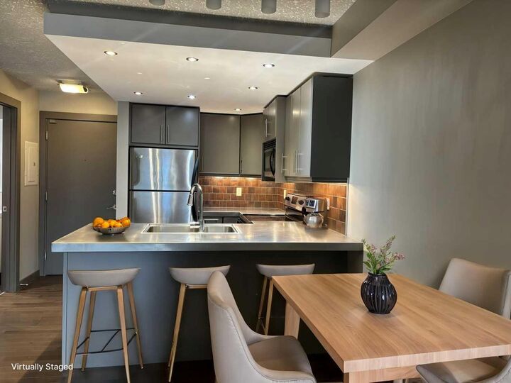 Property Photo: 2411 29 Street SW 104 AB T3E 2K3