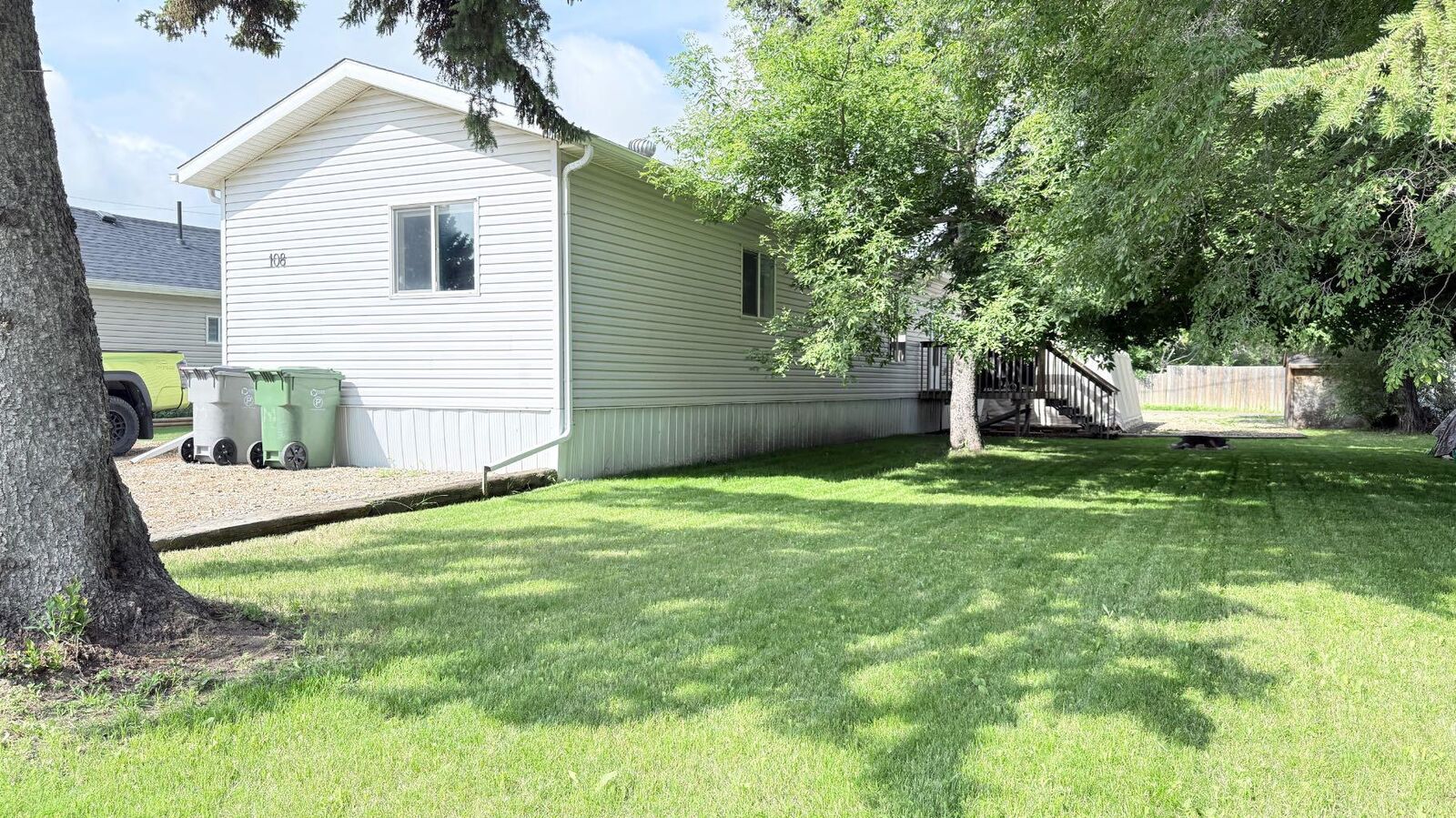 Property Photo:  108 1 Street W  SK S0M 1H0 