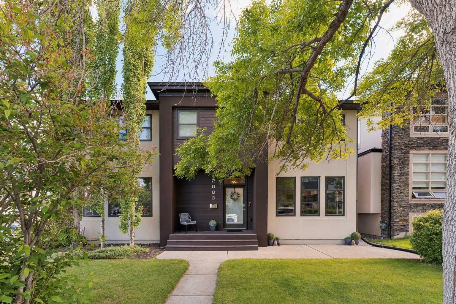 Property Photo: 2003 32 Avenue SW AB T2T 1W7