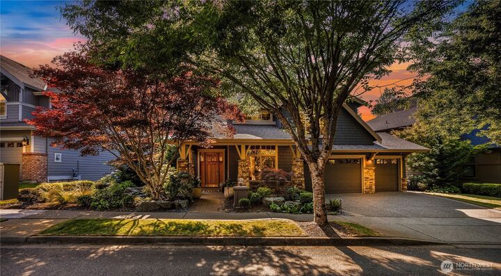 Property Photo: 6227 Whitaker Lane SE WA 98065
