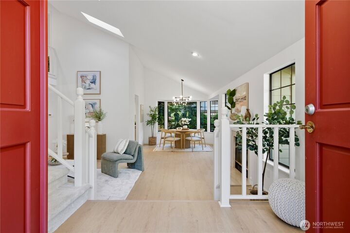 Property Photo:  16177 SE 33rd Circle  WA 98008 